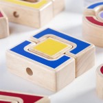 Дерев'яна шнурівка Guidecraft Manipulatives Форми (G6747)