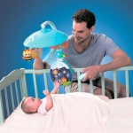 Музичний мобіль на ліжечко Hola Toys з проектором і пультом (1105)